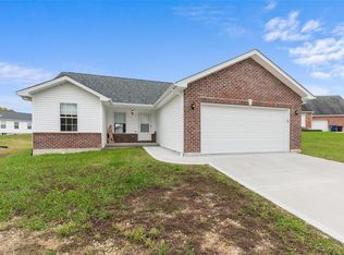 46 Schulze Dr, Troy, MO 63379