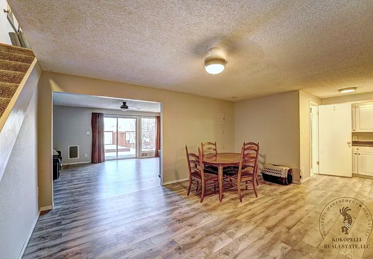 1020 Lakeside Ct #1 — Photo 9