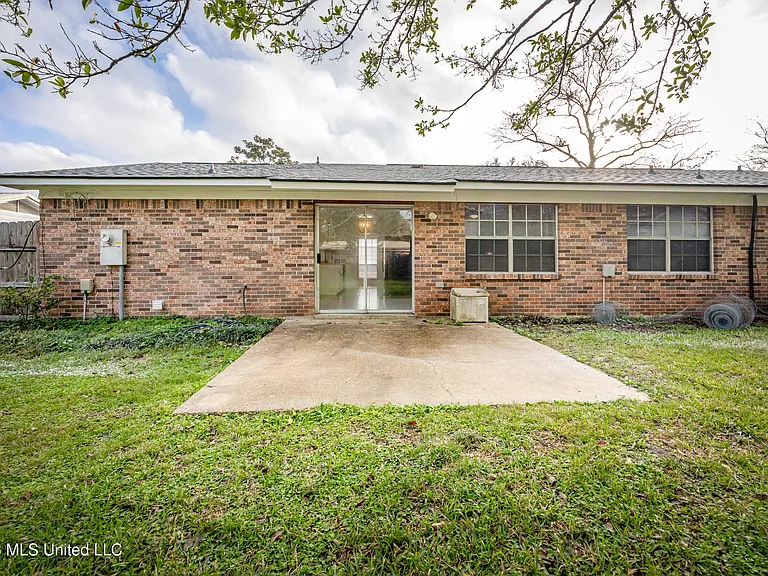 1213 King Henry Dr — Photo 54