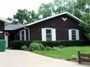 1714 N North Ave, McHenry, IL 60050