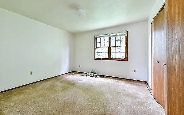 2 bed, 1.5 bath, $1,295 — Photo 4