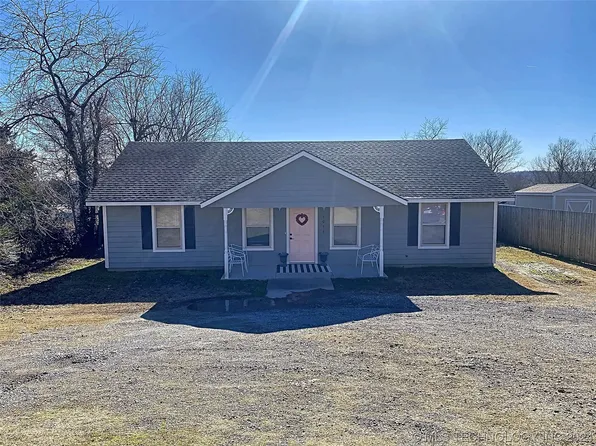 1053 Bean St, Tahlequah, OK 74464