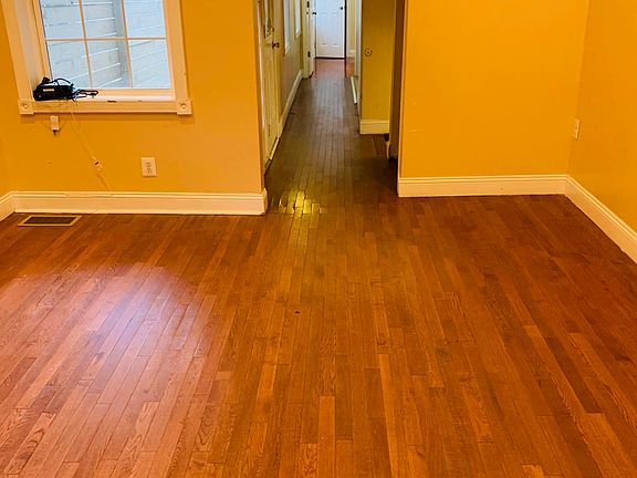 2nd image of 637 N 11th St #A
