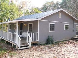 825 Salem Rd, Rossville, GA 30741