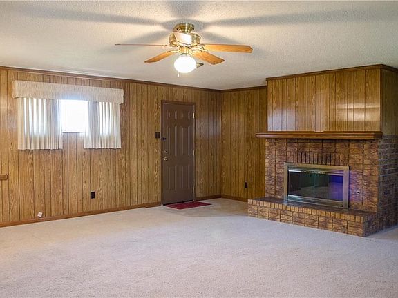 4th image of 1019 Appleblossom Ln
