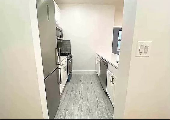 2nd image of 539 Lenox Ave #4CI