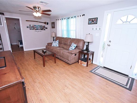4th image of 3622 Harvard Dr