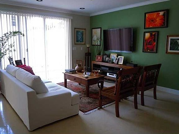 5th image of 448 SW 5th Ave #1