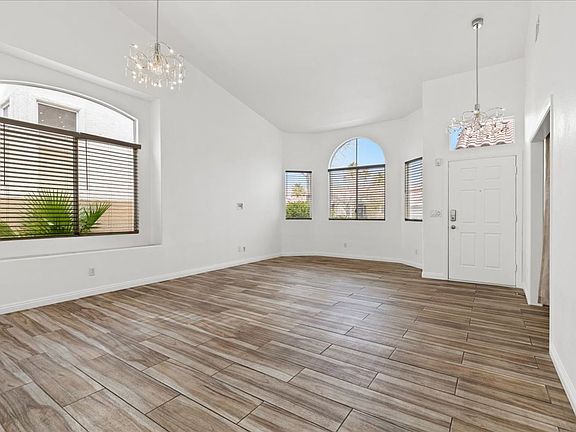 4th image of 9705 Park Brook Ave
