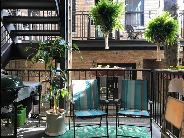 1845 N Wilmot Ave #1 — Photo 32