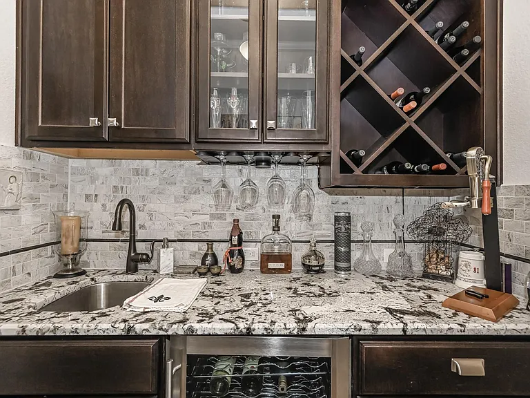 6110 Meadow Bluff Ct — Photo 4