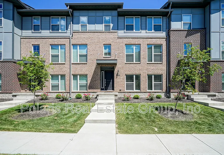 8239 Bostic Dr — Photo 1