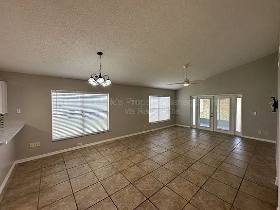 3rd image of 13701 Meadowpark Ave