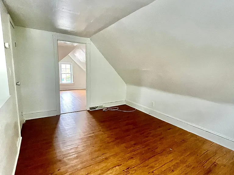 300-302 Washington St #300B — Photo 7