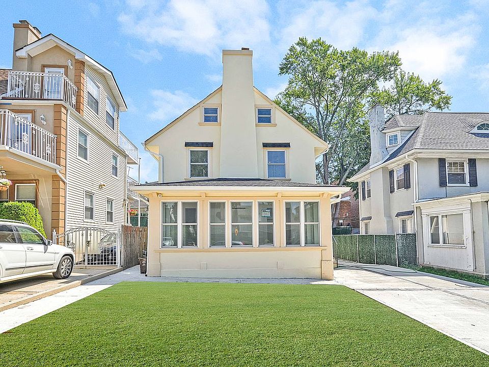 1st image of 8415 118th St