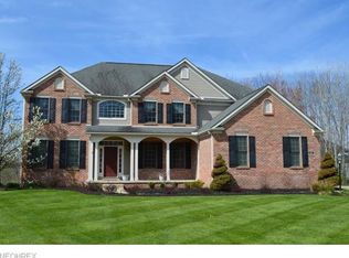 847 Stone Hill Oval, Aurora, OH 44202