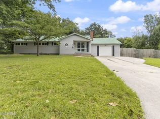 400 Dogwood Ln, Jacksonville, NC 28540