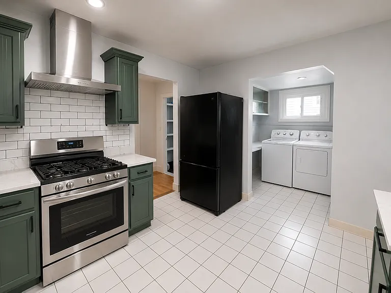 11 Congress St #1 — Photo 2