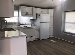 1900 NW Lyman Rd #37, Topeka, KS 66608