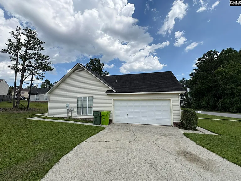 112 Green Rose Rd — Photo 25
