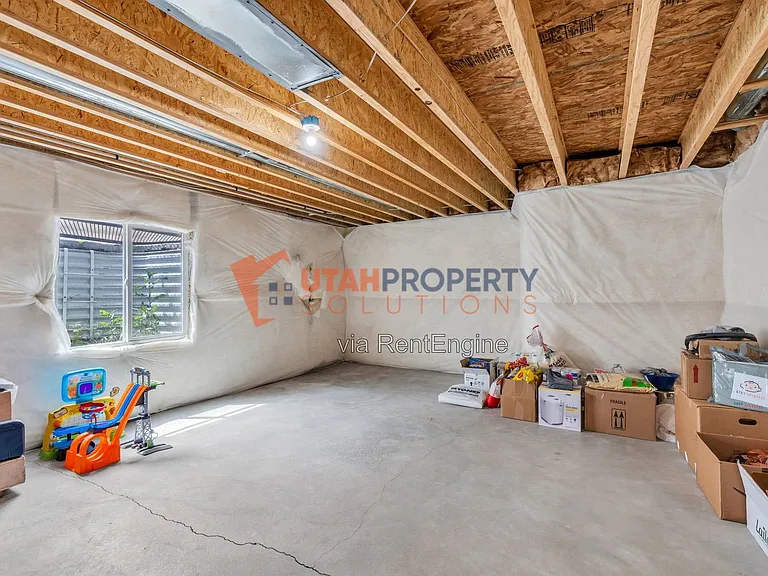 213 W Prickly Pear Dr — Photo 33