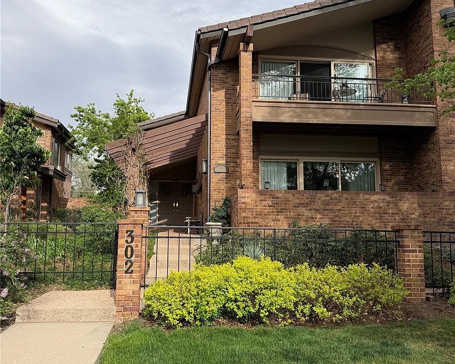 2nd image of 302 Cook Street