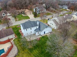 412 Clearbrooke Ter, Cottage Grove, WI 53527