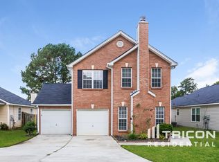 2295 Oakland Spring Dr, Snellville, GA