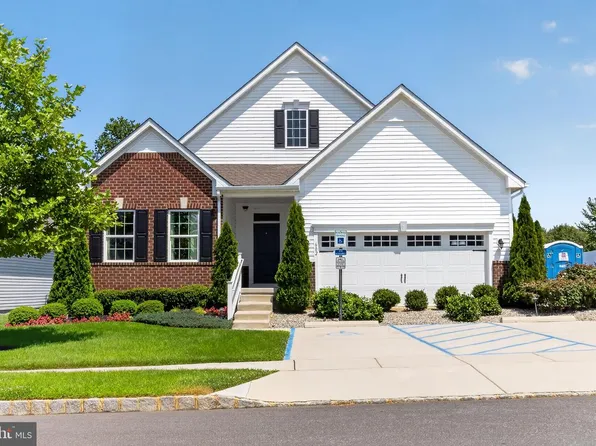 602 Van Buren Ct, Woolwich Township, NJ 08085