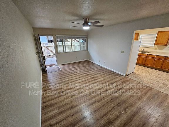 4th image of 102 Laws Ave Unit D