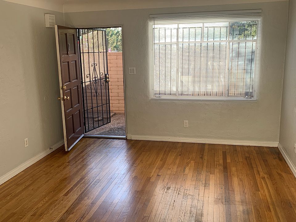 Unique, Larege, and Updated Nob Hill Apartments 201 Manzano NE 202