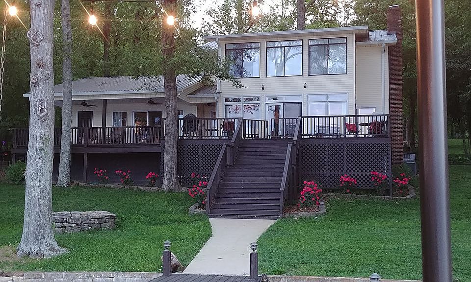 1st image of 426 Elk Shores Dr