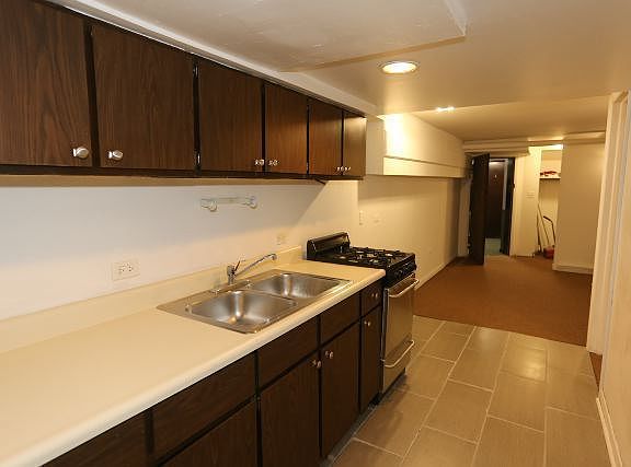 3rd image of 3032 N Halsted St APT Gb