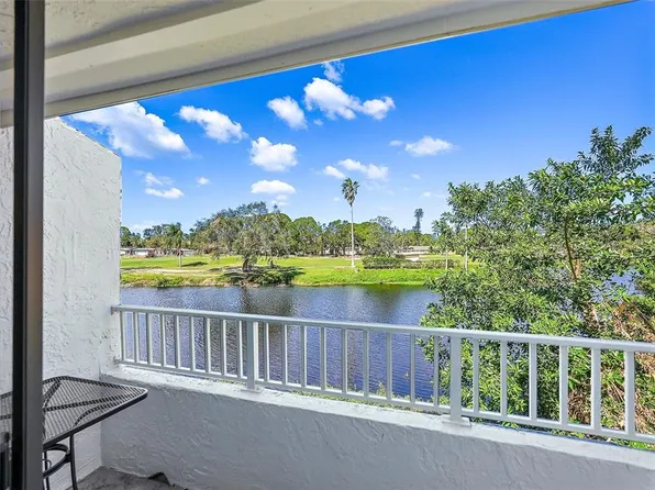 1951 Lakewood Club Dr S APT B, St Petersburg, FL 33712