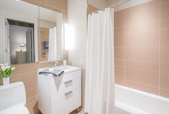 Rented by Equity Residential | media 42