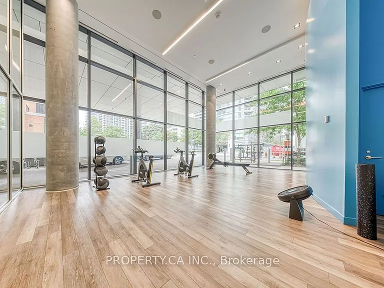 161 Roehampton Ave #3205 — Photo 30