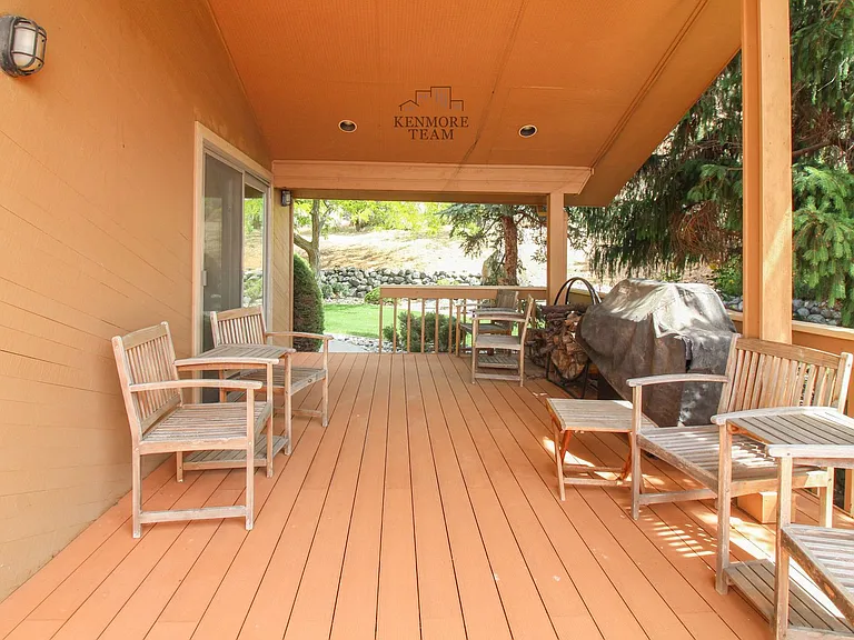 2141 N Columbia River Rd — Photo 44