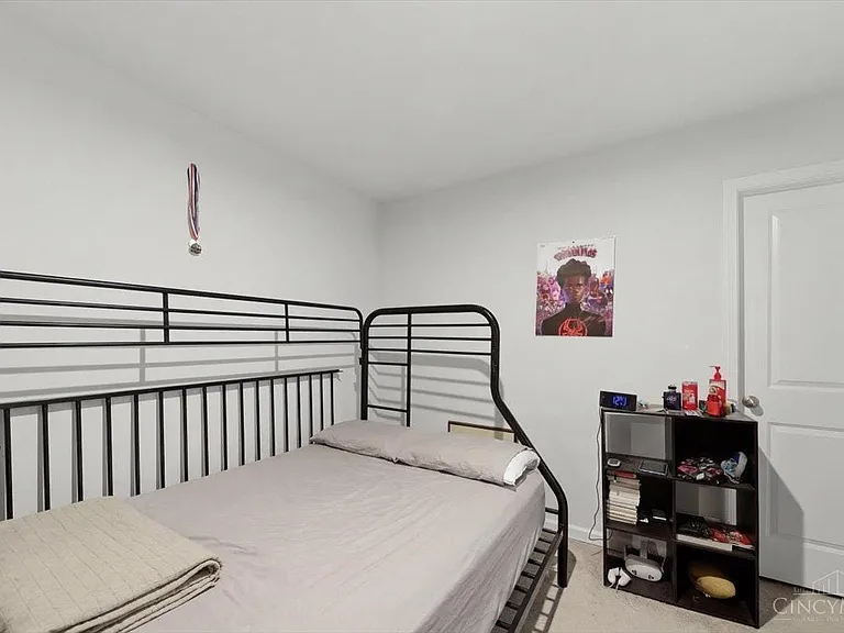175 Skyway Dr — Photo 31