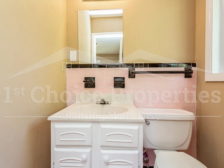 1332 Lake Ln NE — Photo 20