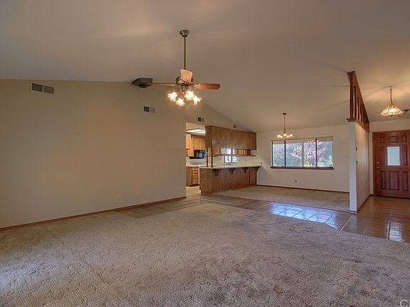 3rd image of 49190 Ravens Roost Ln