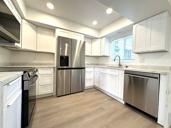 2nd image of 401-405 Westbourne St