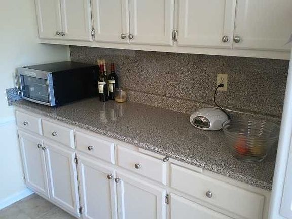 5th image of 7370 Lions Head Dr #3