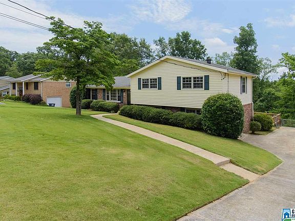 3rd image of 1113 Empire Ln