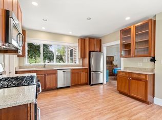 244 Gardner St, Hingham, MA 02043