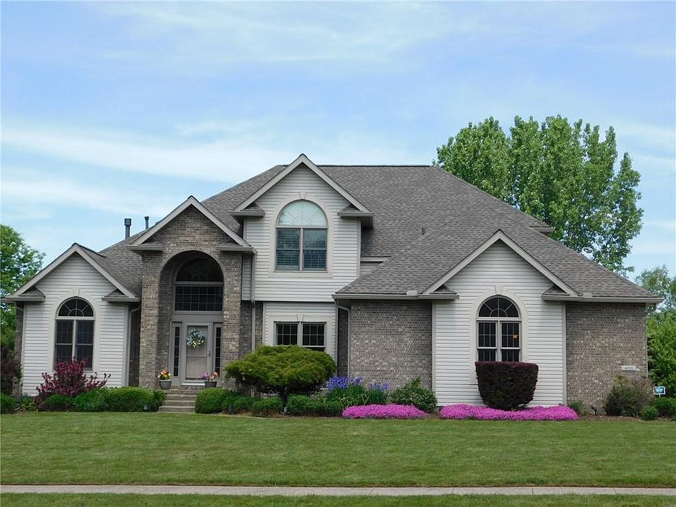 1st image of 4028 Sandalwood Dr