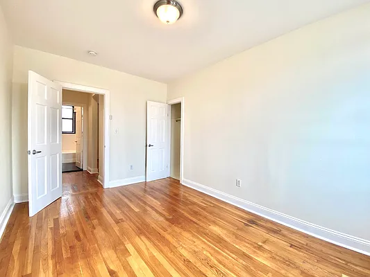 Rented by Living New York | media 12