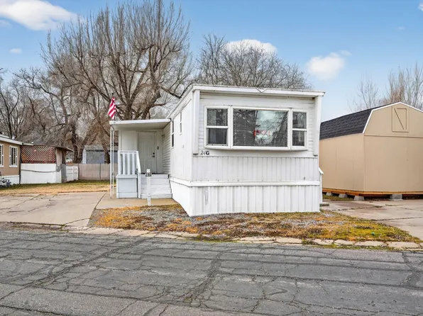 24 Grover St, Layton, UT 84041