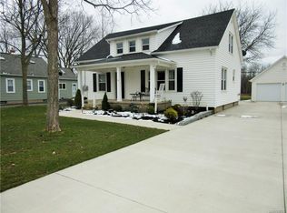 2550 Niagara Rd, Niagara Falls, NY 14304