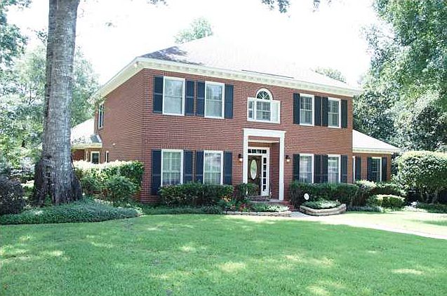 1st image of 2617 Charleston Oaks Dr E