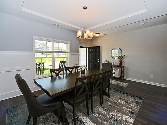 5th image of 233 Pond Mountain Dr